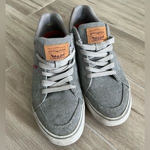 Gray Levi lifestyle shoes